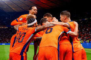 罗比,萨维奇首战,告捷,中彩网彩票官方网站,中彩网彩票团队,中彩网彩票,中彩网彩票体育集团,中彩网彩票赛事平台,中彩网彩票直播公司